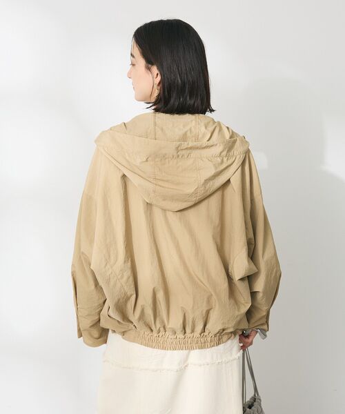 CRAFT STANDARD BOUTIQUE（クラフトスタンダードブティック）の「ドルマンコクーンマウンテンパーカー（マウンテンパーカー・レディース・ベージュ/ブラック/カーキ・FREE）」の14枚目の写真