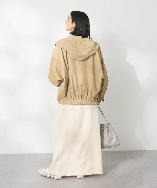 CRAFT STANDARD BOUTIQUE（クラフトスタンダードブティック）の「ドルマンコクーンマウンテンパーカー（マウンテンパーカー・レディース・ベージュ/ブラック/カーキ・FREE）」の21枚目の写真