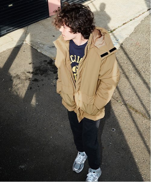 GLAZOS（グラソス）の「【大人向けサイズあり】【撥水】【保温】機能中綿サーモライト・ミドルコート（ブルゾン・キッズ・ベージュ/ブラック/チャコールグレー・LL/S/M/L）」の21枚目の写真