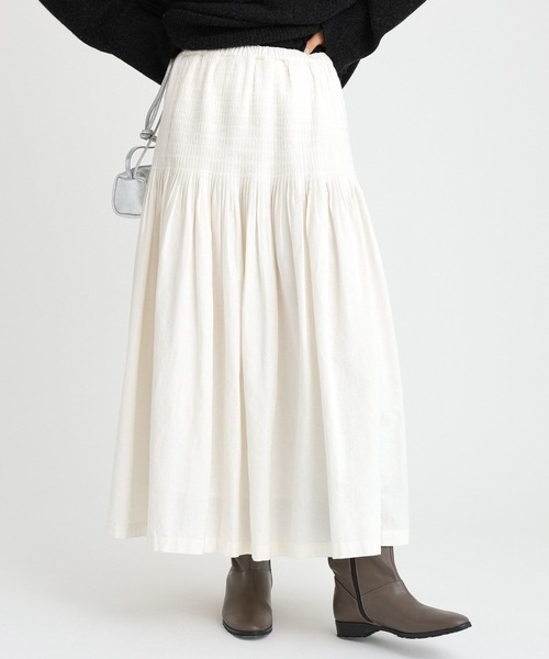 BABYLONE（バビロン）の「コットンタックロングスカート（スカート・レディース・オフホワイト/ブラック・フリー）」の4枚目の写真