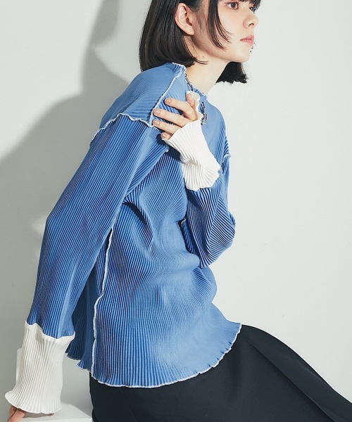 ANOTHER S(アナザーエス)の「配色プリーツ素材プルオーバー(Tシャツ/カットソー・レディース・ブルー/クリーム/ブラック/オリーブ/グレー系その他・S-M)」の22枚目の写真