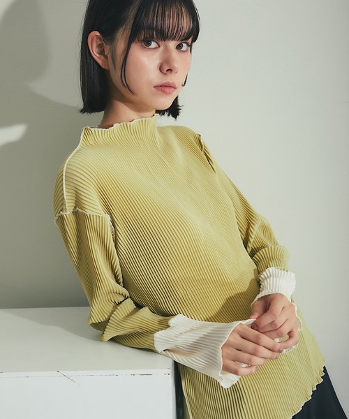 ANOTHER S(アナザーエス)の「配色プリーツ素材プルオーバー(Tシャツ/カットソー・レディース・ブルー/クリーム/ブラック/オリーブ/グレー系その他・S-M)」の16枚目の写真