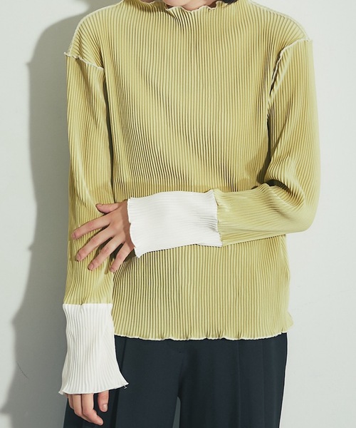 ANOTHER S(アナザーエス)の「配色プリーツ素材プルオーバー(Tシャツ/カットソー・レディース・ブルー/クリーム/ブラック/オリーブ/グレー系その他・S-M)」の15枚目の写真