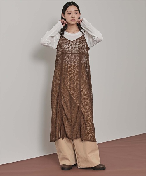 miette(ミエット)の「ドロストレースキャミソールワンピース(ワンピース・レディース・オフホワイト/ブラック/ブラウン・FREE)」の16枚目の写真