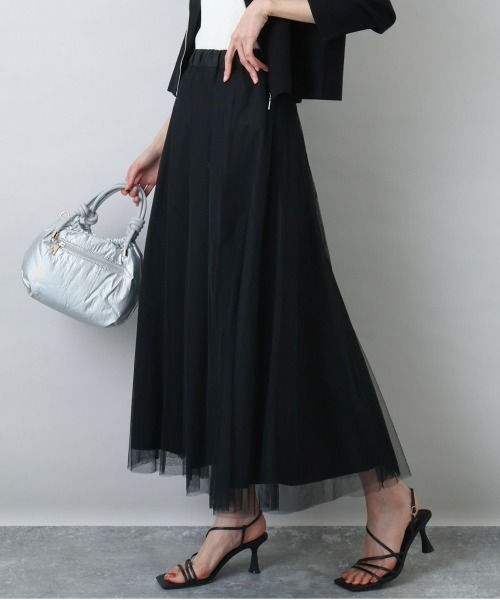 MK MICHEL KLEIN(エムケーミッシェルクラン)の「タフタチュールリバーシブルスカート/洗える(スカート・レディース・ライトイエロー/ブラック・38)」の2枚目の写真