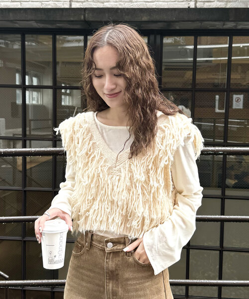 mline（エムライン）の「[mline]シアーベロアギャザートップス（Tシャツ/カットソー・レディース・アイボリー/ブラック/ボルドー・FREE）」の6枚目の写真