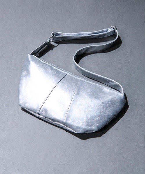 Ellno Loset（エルノロゼット）の「HMショルダーBAG（ショルダーバッグ・メンズ・ブラック/シルバー・FREE）」の2枚目の写真