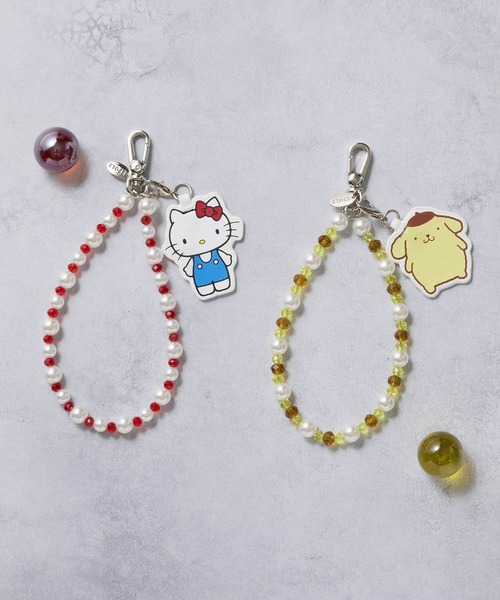 ハローキティチャーム The SABRÉMOJI™ Hello Kitty Charm - Happy – MAISON de SABRÉ
