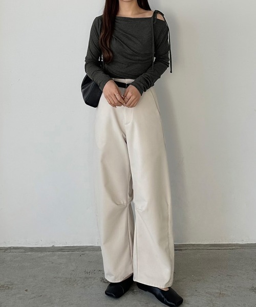 callautia（カラウティア）の「肩リボンワンショルドレープカットソー（Tシャツ/カットソー・レディース・ホワイト/チャコール/ブラック・X-LARGE/LARGE/MEDIUM/SMALL）」の17枚目の写真