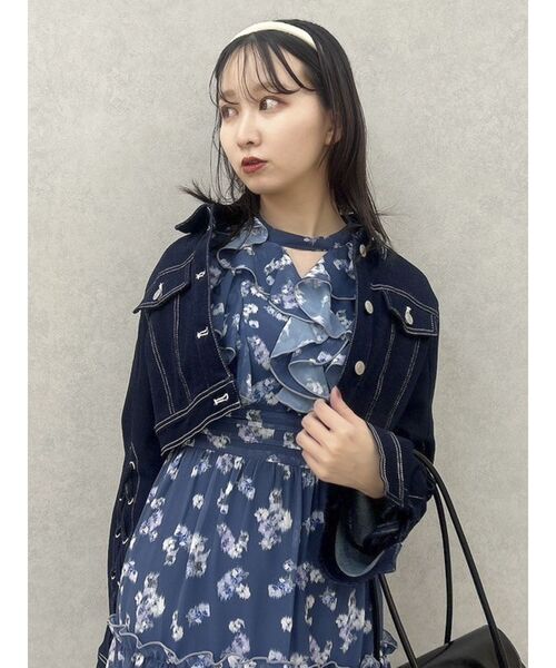 dazzlin（ダズリン）の「デニムシャツボレロジャケット（デニムジャケット・レディース・インディゴブルー/ブルー・SMALL/MEDIUM）」の13枚目の写真