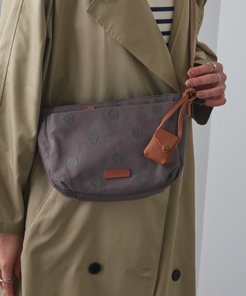 toleur(トーラ)の「【toleur】ドット刺繍ショルダー ※11953(ショルダーバッグ・レディース・ブルー/カーキ/ダークグレー/ライトグレー・FREE)」の6枚目の写真