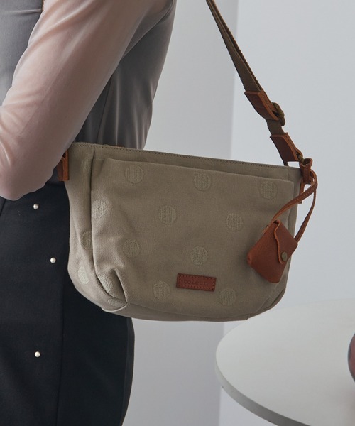 toleur(トーラ)の「【toleur】ドット刺繍ショルダー ※11953(ショルダーバッグ・レディース・ブルー/カーキ/ダークグレー/ライトグレー・FREE)」の14枚目の写真
