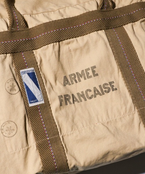 MILITARY(ミリタリー)の「MILITARY REPRODUCT / ミリタリーリプロダクト FRENCH ARMY TYPE FRANCE AIR FORCE PARATROOPER BAG LARGE フランス軍タイプ パラシュートバッグ(ボストンバッグ・メンズ・オリーブ/カーキオリーブ・FREE)」の11枚目の写真