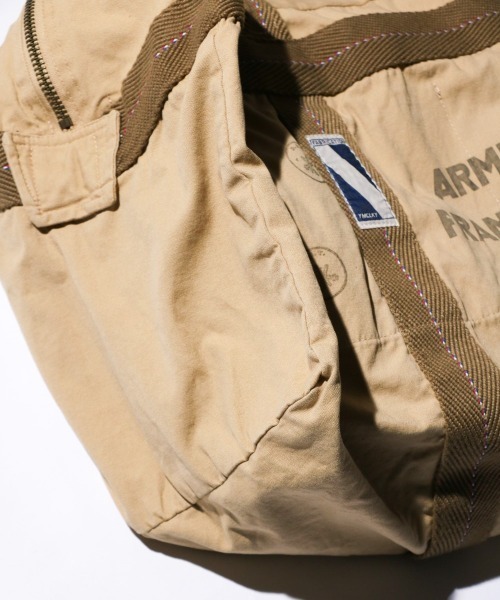 MILITARY(ミリタリー)の「MILITARY REPRODUCT / ミリタリーリプロダクト FRENCH ARMY TYPE FRANCE AIR FORCE PARATROOPER BAG LARGE フランス軍タイプ パラシュートバッグ(ボストンバッグ・メンズ・オリーブ/カーキオリーブ・FREE)」の12枚目の写真