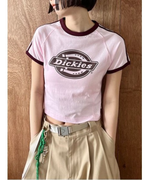 LILY BROWN（リリーブラウン）の「【Dickies×LILYBROWN】グラフィックコンパクトTシャツ（Tシャツ/カットソー・レディース・クリーム/レッド/ピンク/ホワイト・FREE）」の3枚目の写真