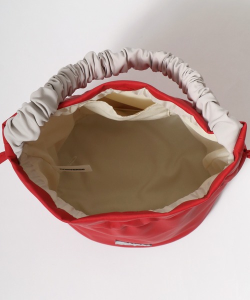 CONVERSE（コンバース）の「CONVERSE（コンバース）FURILL MINI BAG/フリル巾着バッグ ミニバッグ レディース（ハンドバッグ・レディース・レッド/グリーン/シルバー/ブルー・FREE）」の12枚目の写真