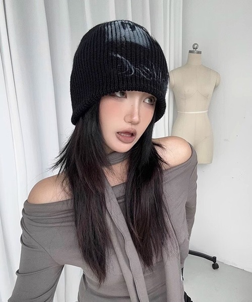 セール】スタッズ付き ステンシルデザインロゴビーニー（ニット