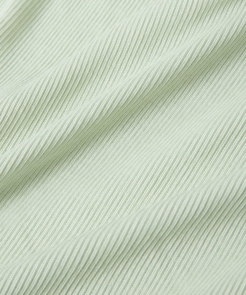 IRIS47（イリスフォーセブン）の「【IRIS 47】comfy short tops/コンフィー ショート トップス（Tシャツ/カットソー・レディース・ブラック/グリーン/ホワイト・FREE）」の13枚目の写真