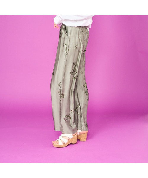 Clarks（クラークス）の「Giselle Beach / ジゼルビーチ（ホワイトレザー）（サンダル・レディース・ホワイト・UK3.5/UK4/UK4.5/UK5/UK5.5/UK6/UK3）」の10枚目の写真