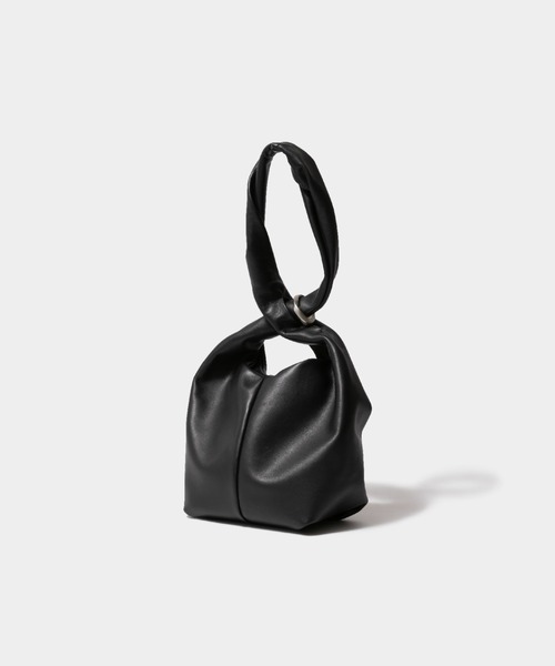 beautiful people(ビューティフルピープル)の「klein two way bag in smooth leather(ショルダーバッグ・レディース・ダルブルー系/オフホワイト/ブラック・FREE)」の4枚目の写真