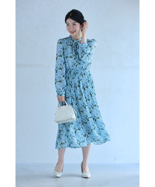 cawaii(カワイイ)の「一面に広がる青い花のリボンネックミディアムワンピース(ワンピース・レディース・ブルー・FREE)」の20枚目の写真