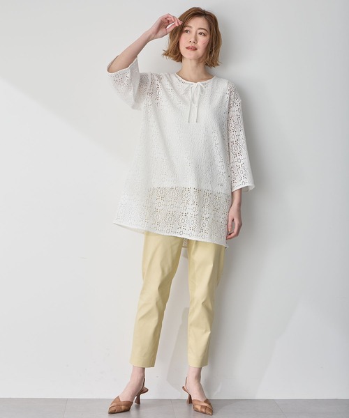 Petit Honfleur(プチオンフルール)の「ストレッチテーパードパンツ(スラックス・レディース・グリーン/ベージュ/イエロー/ネイビー・M/L)」の20枚目の写真