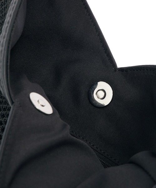 ADAM ET ROPE'(アダムエロペ)の「メッシュワンショルダーバッグ(ショルダーバッグ・レディース・ブラック/ベージュ・FREE)」の6枚目の写真