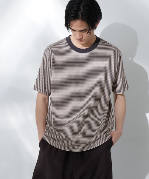 NANO universe（ナノユニバース）の「Anti Soaked(R)  汗染み防止 ボーダーミドルシルエットTシャツ（Tシャツ/カットソー・メンズ・ホワイト/ベージュ/ライトカーキ/チャコール・S/M/L）」の3枚目の写真