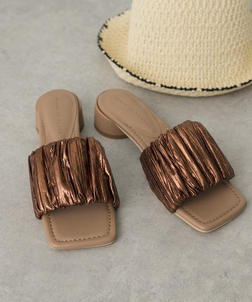 SENSE OF PLACE by URBAN RESEARCH（センスオブプレイスバイアーバンリサーチ）の「スクエアトゥメタリックギャザーサンダル（サンダル・レディース・ブラック/ブラウン/シルバー・LARGE/MEDIUM/SMALL）」の16枚目の写真