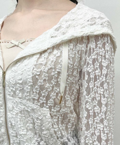 F i.n.t（フィント）の「ミニフラワーレースパーカー/fint　フィント（パーカー・レディース・アイボリー/オフホワイト・FREE）」の6枚目の写真