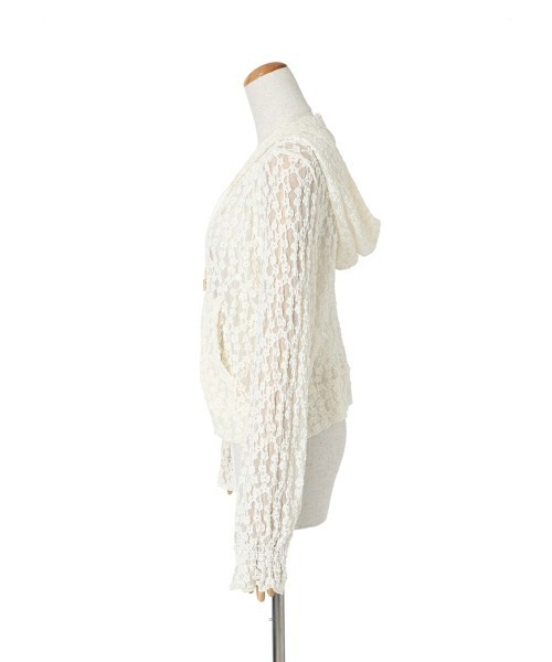 F i.n.t（フィント）の「ミニフラワーレースパーカー/fint　フィント（パーカー・レディース・アイボリー/オフホワイト・FREE）」の13枚目の写真