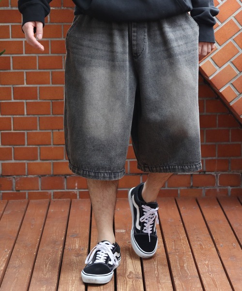 ８(eight)（エイト）の「デニムオーバーダイワイドショートパンツ（デニムパンツ・メンズ・ブラック系その他/ブルー系その他/ブルー系その他2・MEDIUM/LARGE）」の2枚目の写真
