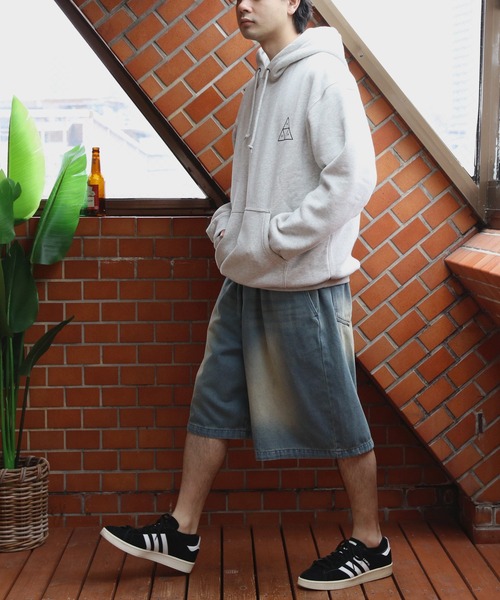 ８(eight)（エイト）の「デニムオーバーダイワイドショートパンツ（デニムパンツ・メンズ・ブラック系その他/ブルー系その他/ブルー系その他2・MEDIUM/LARGE）」の10枚目の写真