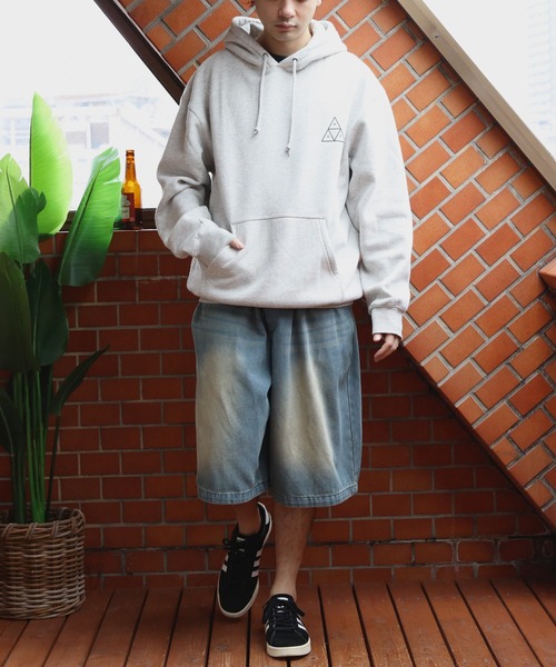 ８(eight)（エイト）の「デニムオーバーダイワイドショートパンツ（デニムパンツ・メンズ・ブラック系その他/ブルー系その他/ブルー系その他2・MEDIUM/LARGE）」の11枚目の写真