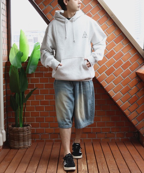 ８(eight)（エイト）の「デニムオーバーダイワイドショートパンツ（デニムパンツ・メンズ・ブラック系その他/ブルー系その他/ブルー系その他2・MEDIUM/LARGE）」の14枚目の写真