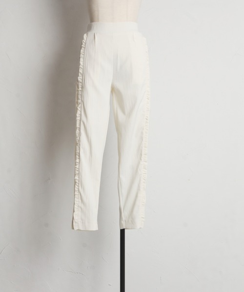 tocco closet（トッコ　クローゼット）の「【ZOZO限定】サイドフリルテーパードパンツ（スラックス・レディース・アイボリー/チャコールグレー/ブラック・M）」の22枚目の写真