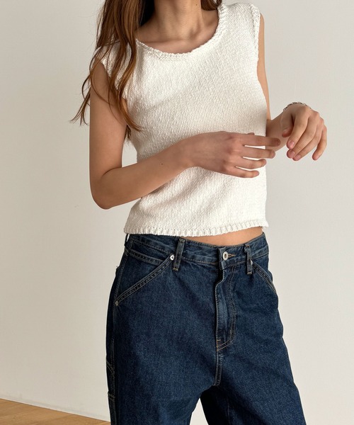 CANAL JEAN(キャナルジーン)の「diggity バックオープンニットタンク(タンクトップ・レディース・アイボリー/ブラック・ONE SIZE)」の4枚目の写真