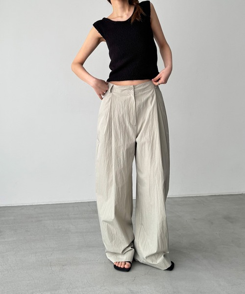 CANAL JEAN(キャナルジーン)の「diggity バックオープンニットタンク(タンクトップ・レディース・アイボリー/ブラック・ONE SIZE)」の7枚目の写真