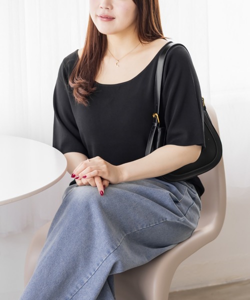 CLETTE（クレット）の「スクープネックリブニット（ニット/セーター・レディース・オフホワイト/チャコールグレー/ブラック・LL/3L/4L）」の3枚目の写真