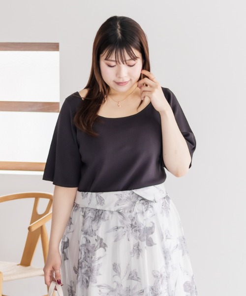 CLETTE（クレット）の「スクープネックリブニット（ニット/セーター・レディース・オフホワイト/チャコールグレー/ブラック・LL/3L/4L）」の13枚目の写真