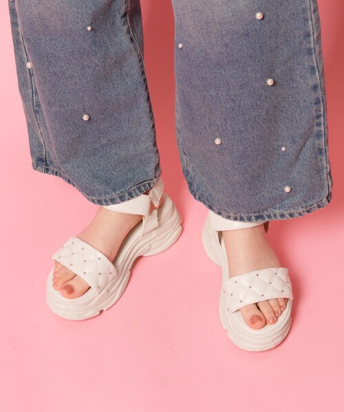 cs T&P(シーエスティーアンドピー)の「キルティング 面ファスナーストラップサンダル(サンダル・レディース・ピンク系/ブラック/アイボリー・LL/M/S/L)」の22枚目の写真
