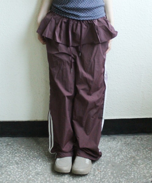 日本未入荷 CHUU★07バイカラートラックパンツ セール】パイピングトラックパンツ（その他パンツ）｜niko and