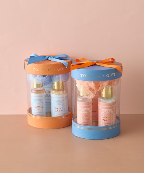 BIRTHDAY BAR(バースデイバー)の「Moments Made Special Body Essentials(ボディケアキット/ギフトセット・レディース・ブルー/オレンジ・0)」の3枚目の写真