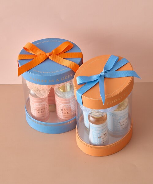 BIRTHDAY BAR(バースデイバー)の「Moments Made Special Body Essentials(ボディケアキット/ギフトセット・レディース・ブルー/オレンジ・0)」の4枚目の写真
