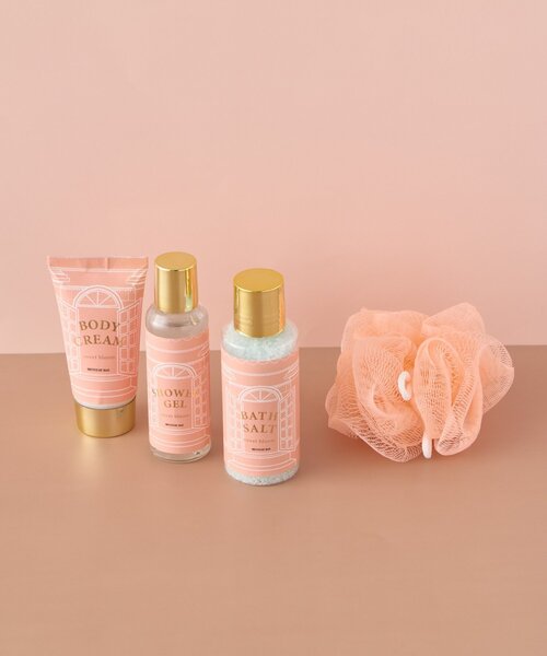 BIRTHDAY BAR(バースデイバー)の「Moments Made Special Body Essentials(ボディケアキット/ギフトセット・レディース・ブルー/オレンジ・0)」の6枚目の写真