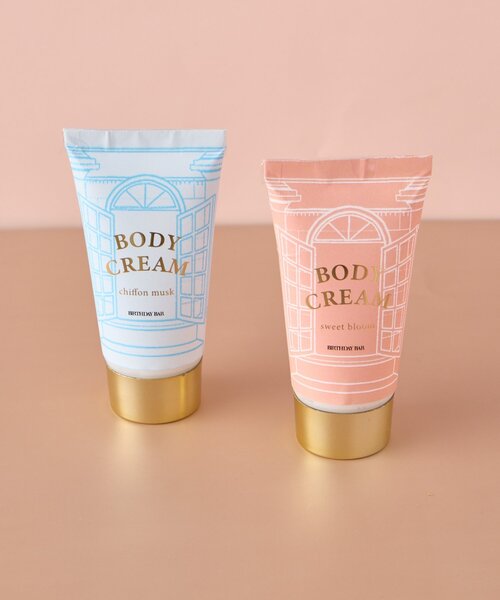 BIRTHDAY BAR(バースデイバー)の「Moments Made Special Body Essentials(ボディケアキット/ギフトセット・レディース・ブルー/オレンジ・0)」の16枚目の写真