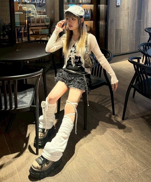 SETUPEXE(セットアップイーエックスイー)の「【SETUP‐EXE】CROSS STUDDED SLEEVELESS / 【セットアップエグゼ】クロススタッズキャミソール(キャミソール・レディース・オフホワイト/ブラック・ONE SIZE)」の18枚目の写真