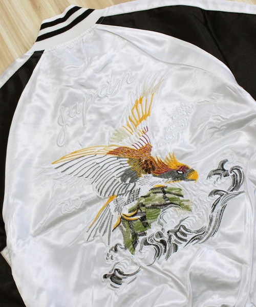 TopIsm（トップイズム）の「スカジャン SILAER 鷹 風神雷神 白龍虎  銀龍 鯉波龍（スカジャン・メンズ・シルバー系3/シルバー系5/シルバー系1/シルバー系2/シルバー系4・L/M/XL）」の14枚目の写真