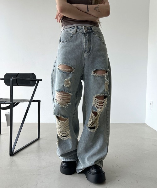 4INT.(フォイント)の「ライトブルー ダメージ ディストロイド デニム ワイド パンツ(その他パンツ・レディース・ライトブルー・L/M/S)」の10枚目の写真