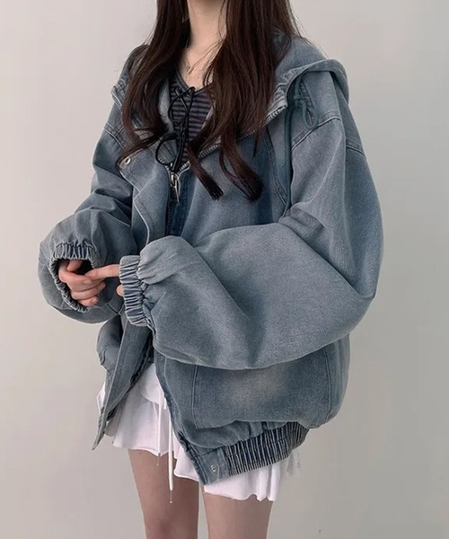 GLAMOROUS JANE(グラマラスジェーン)の「デニムフード付オーバーサイズブルゾン(デニムジャケット・レディース・ブラック/ブルー・FREE)」の22枚目の写真